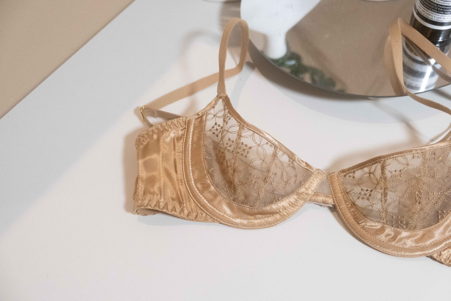 Romantic lace embroidery Bra