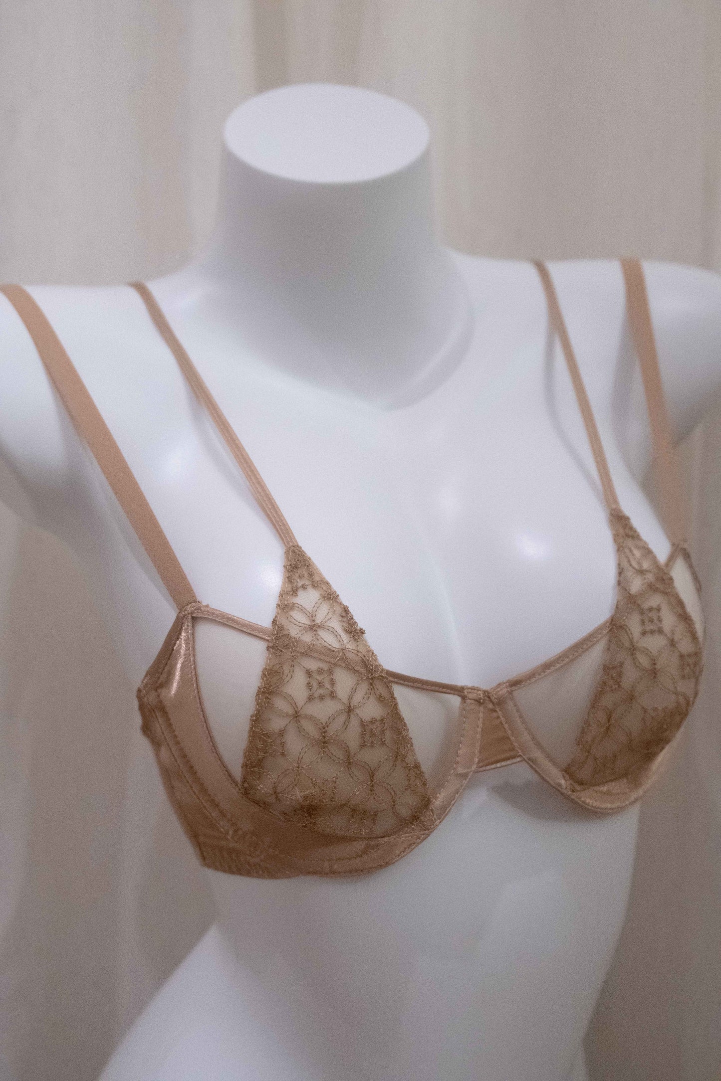 Double belt Gold Bra