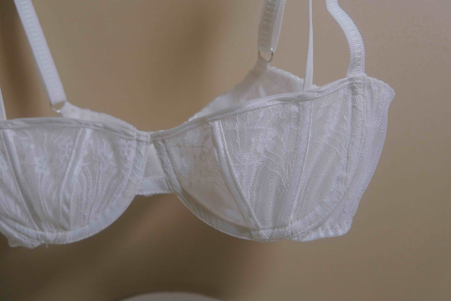 Secret Forest white Bra